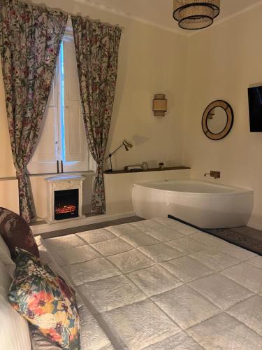 Borgo Marinaro Suite — 4-Star Luxury Hotel in Salerno, Italy