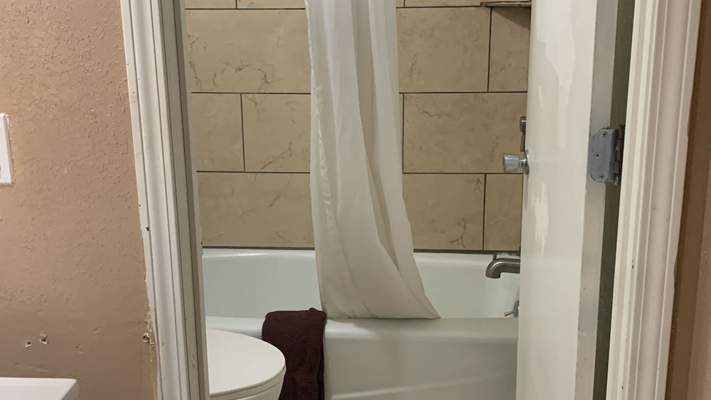 Hotel Eastin Atchison - photo 13