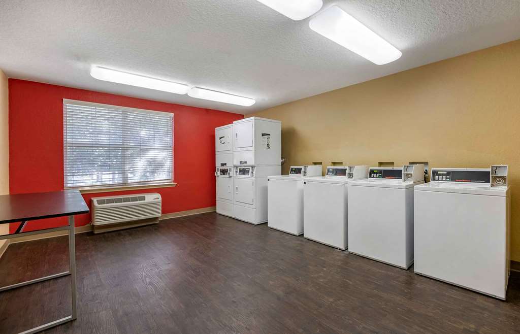 Extended Stay America Select Suites Orlando Maitland Summit Tower Blv - photo 39