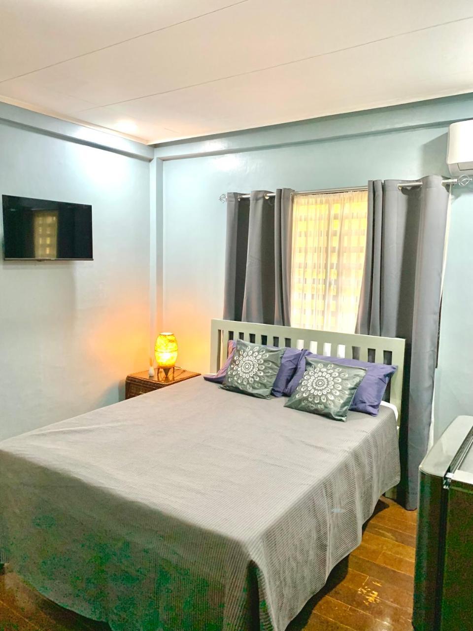 G Apartment King Room — Kabankalan — photo 3