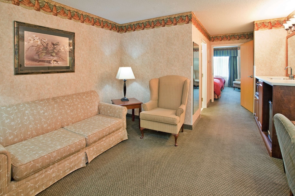 Country Inn & Suites by Radisson Somerset KY - photo 5