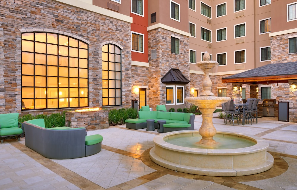 Holiday Inn Express & Suites Gainesville I 75 by IHG - photo 36