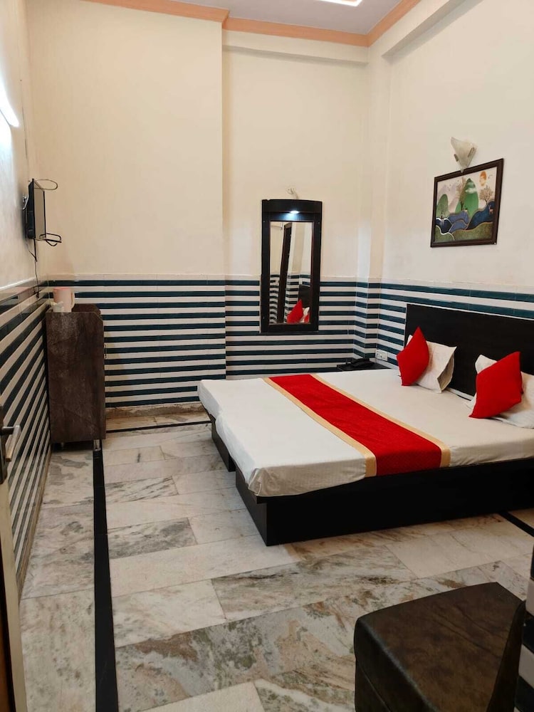 Hotel Sarwan - carbon neutral hotel in Agra