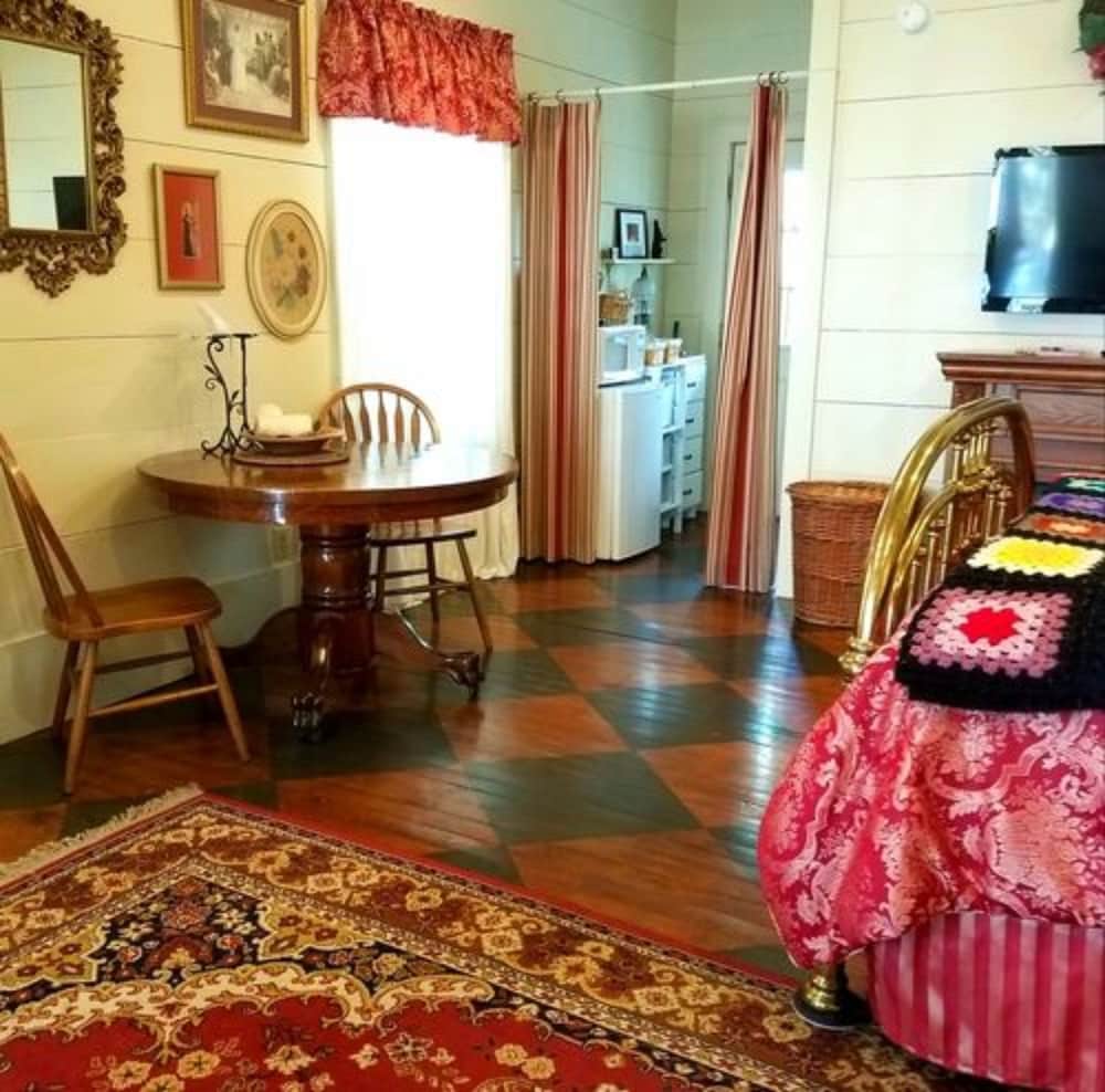The Carriage House B&B - photo 41