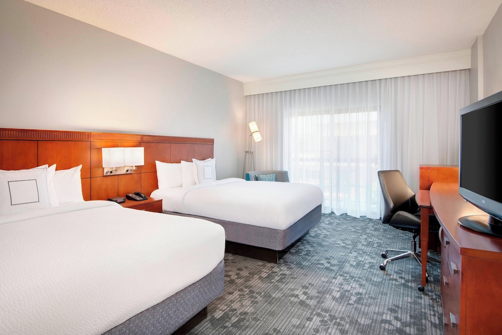 Courtyard by Marriott Savannah Midtown - photo 10