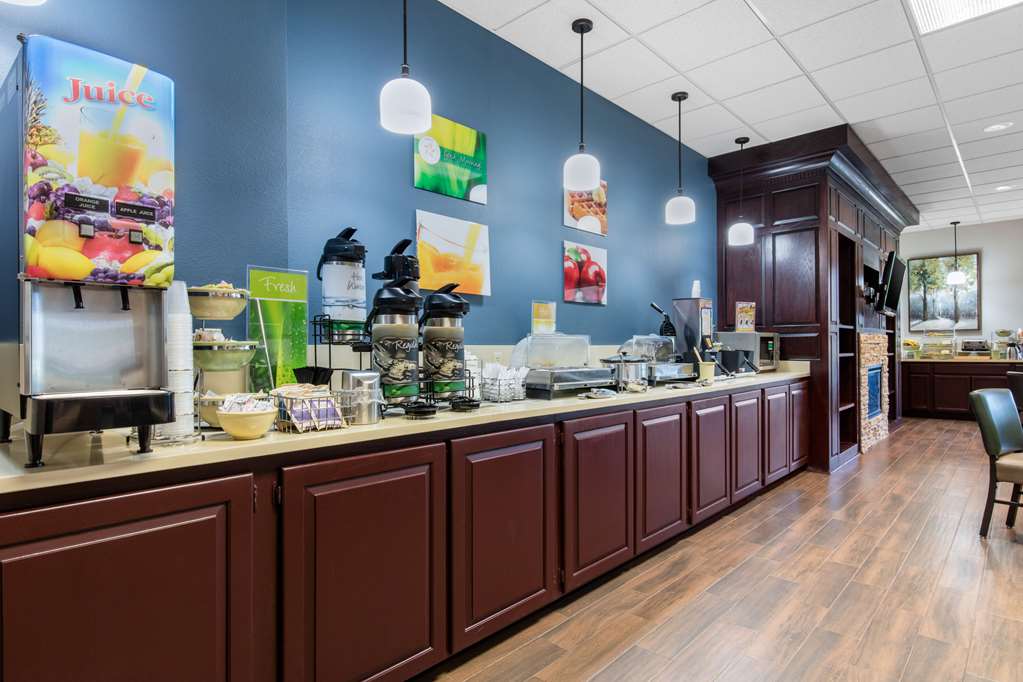Quality Inn & Suites Mountain Home North - photo 39