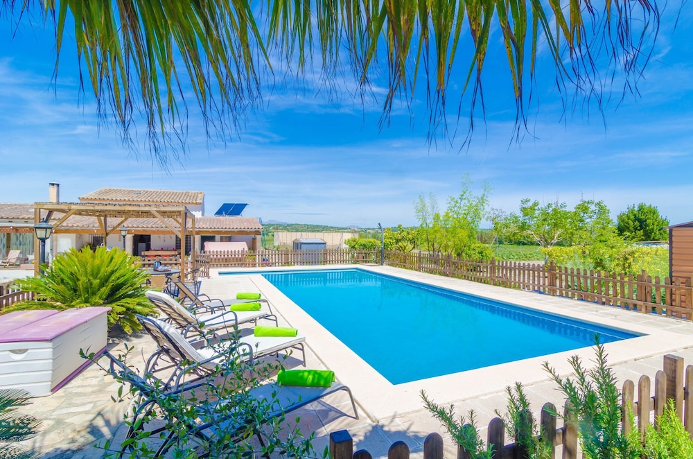 Son Vanrell - carbon neutral hotel in Montuiri