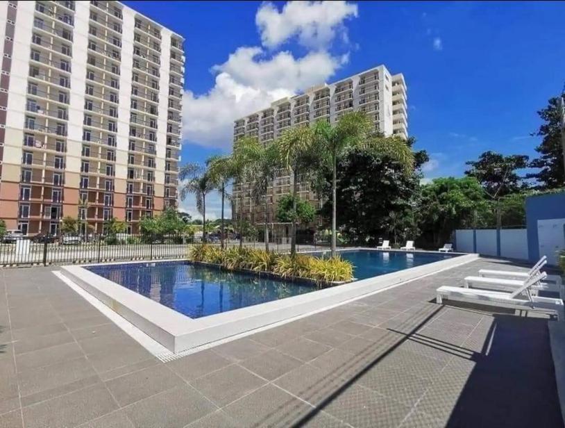 Dracarys 1 Condo Stay with pool balcony & kitchen — 4-Star Luxury Hotel in Cebu City, Philippines