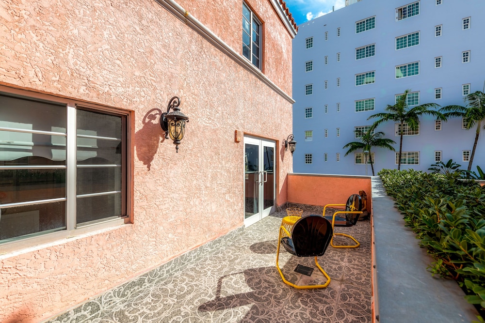 Secret Garden Miami Beach - photo 48