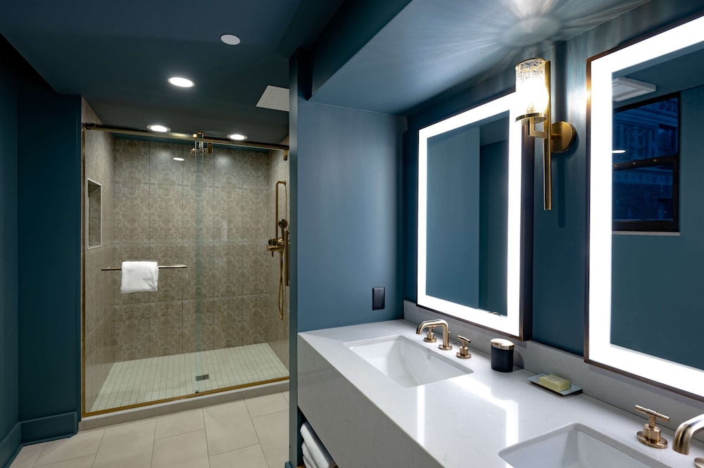 Hotel Fort Des Moines Curio Collection by Hilton - photo 62