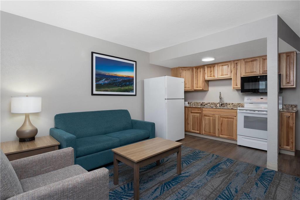 Days Inn and Suites by Wyndham Downtown Missoula University - photo 29