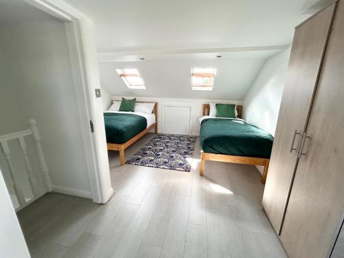 London Serviced Accommodation near Tottenham Hotspurs Football Stadium Great for Contractors — 4-Star Luxury Hotel in London, United Kingdom