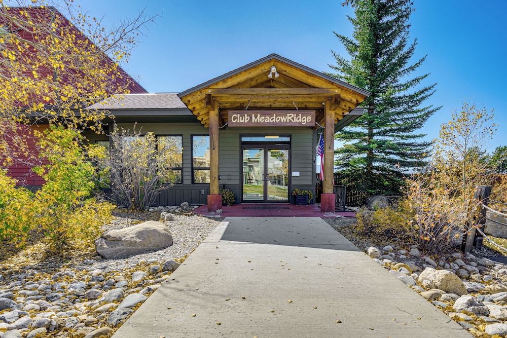 6 Mi to Winter Park Resort Fraser Condo with Pool - photo 25