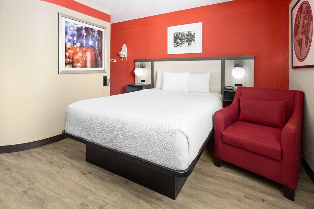 Ramada by Wyndham Parsippany - photo 25