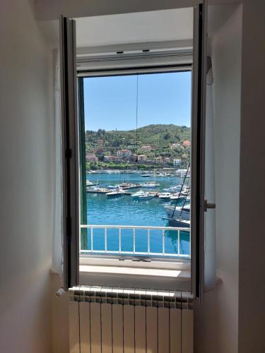 Casa della Nonna casevacanzeargentario — 4-Star Luxury Hotel in Porto Santo Stefano, Italy