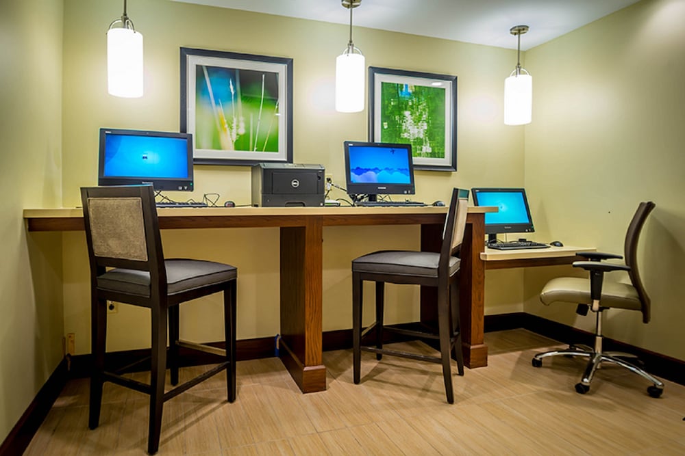 Staybridge Suites Dearborn MI by IHG - photo 14