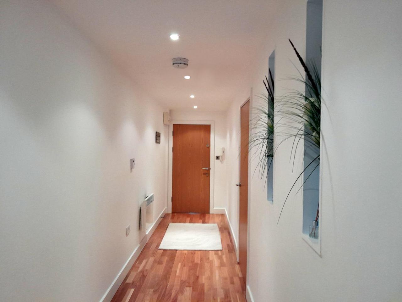 St Martin's View 17 Easby Hall 2 Bedroom 2 bathroom with free private parking
