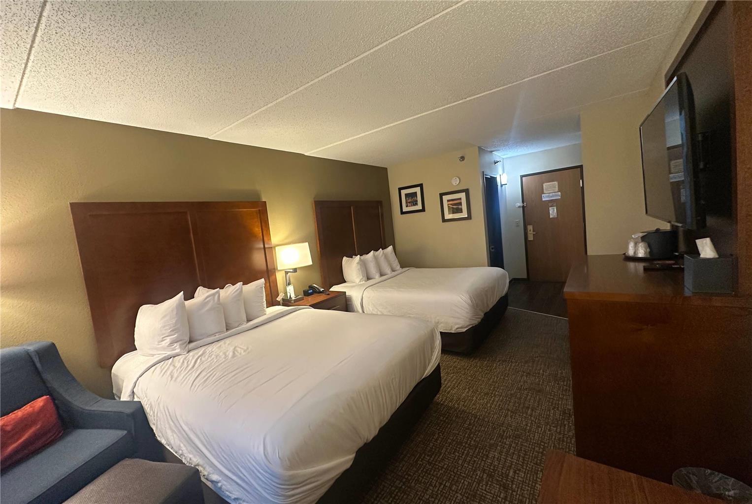 Wingate by Wyndham Pittsburgh West Mifflin - photo 9