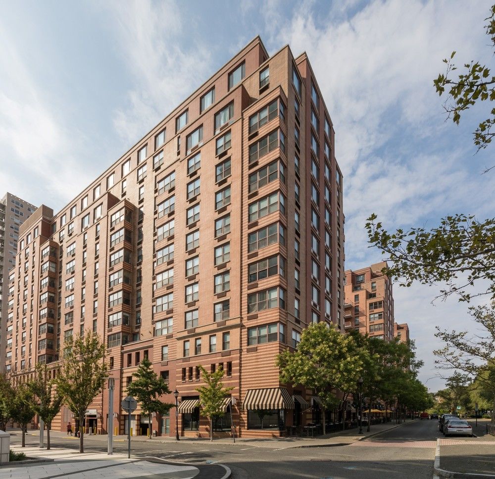 Global Serviced Apartments at 333 River Street — 4-Star Luxury Hotel in Hoboken, United States