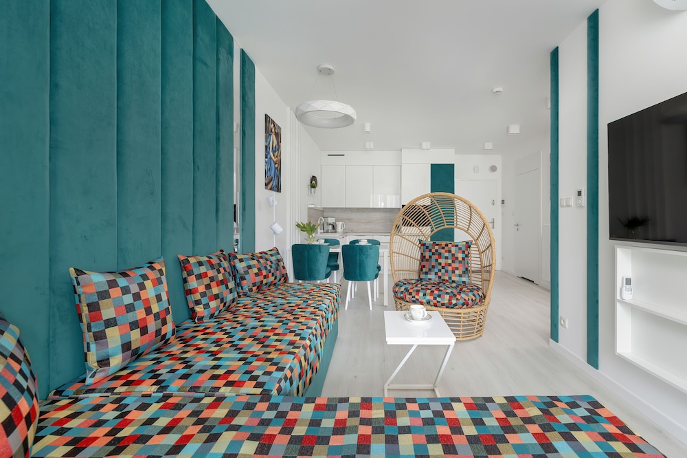 Rogowo Pearl Turquoise Apartments Near The Sea with FREE PARKING by Noclegi Renters — 4-Star Luxury Hotel in Rogowo, Poland
