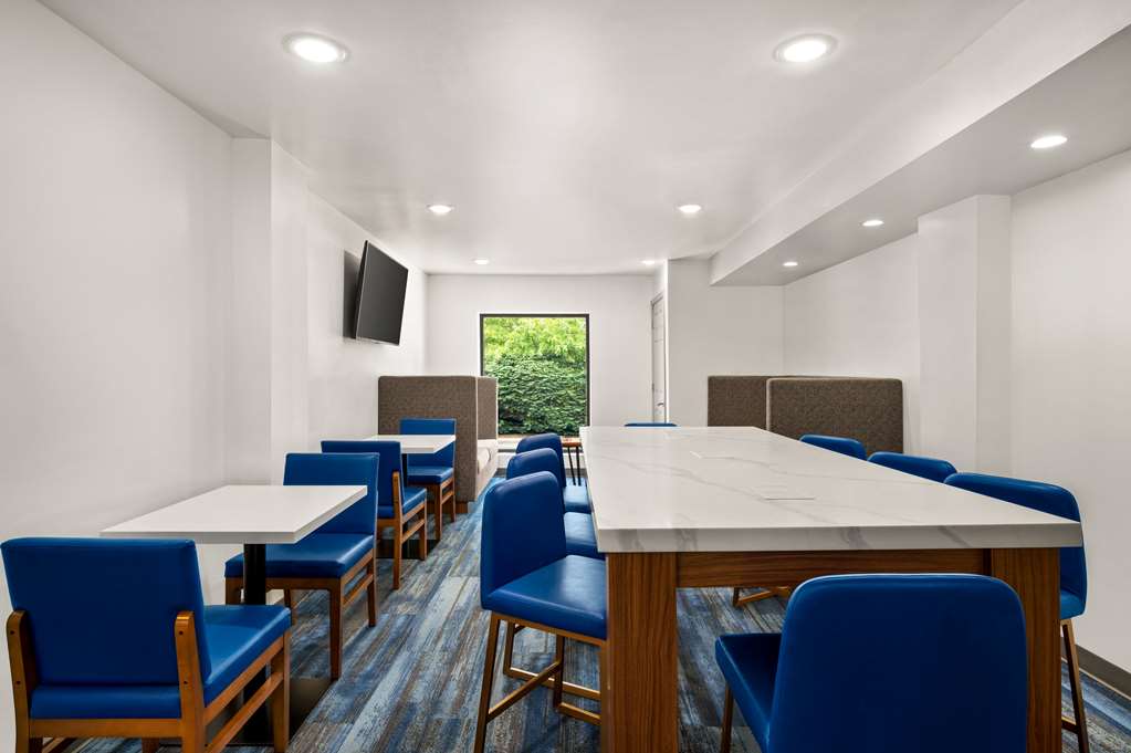 La Quinta Inn by Wyndham Columbus Dublin - photo 6