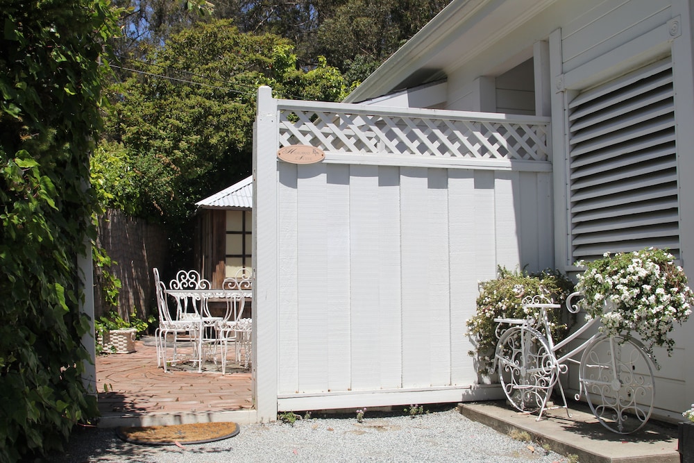 Monarch Cove Inn - photo 100
