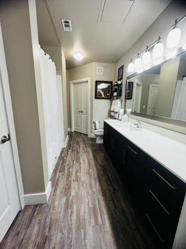 Great Location Close to Dallas Love Field Airport Downtown Dallas Medical District — 4-Star Luxury Hotel in Dallas, United States