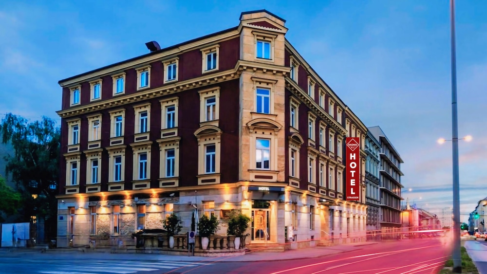 Centro Hotel Strasser