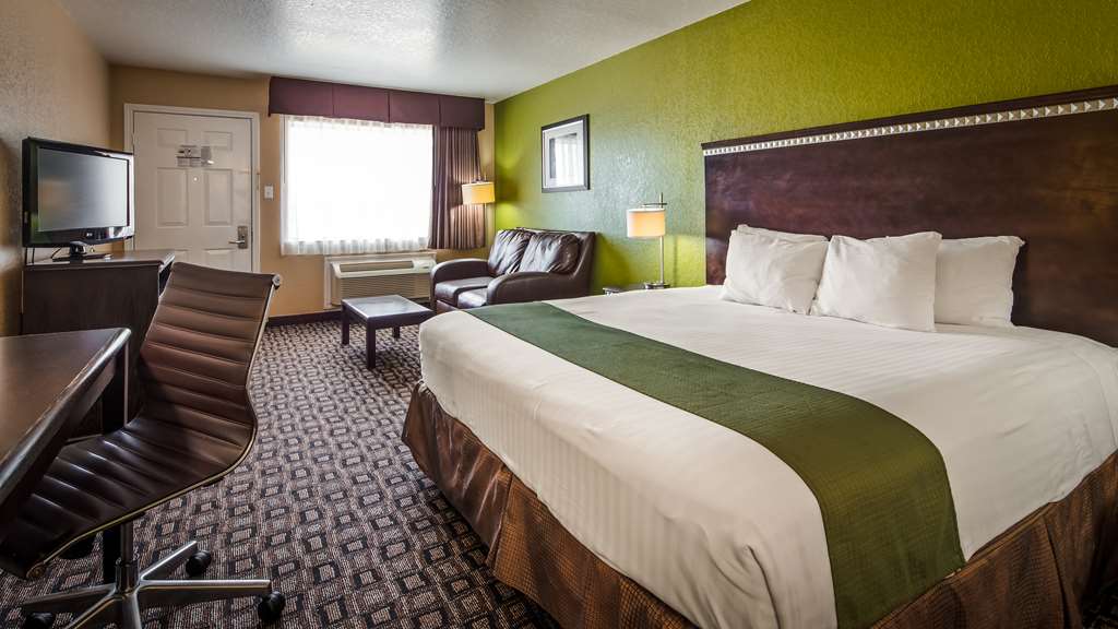 SureStay Hotel by Best Western Floresville - photo 9
