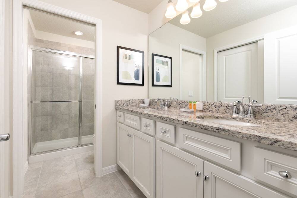 Gorgeous 5Bd with Pool @ Windsor Island Resort 111 - photo 19