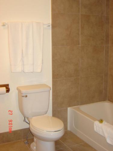 Tonopah Station Hotel - photo 19