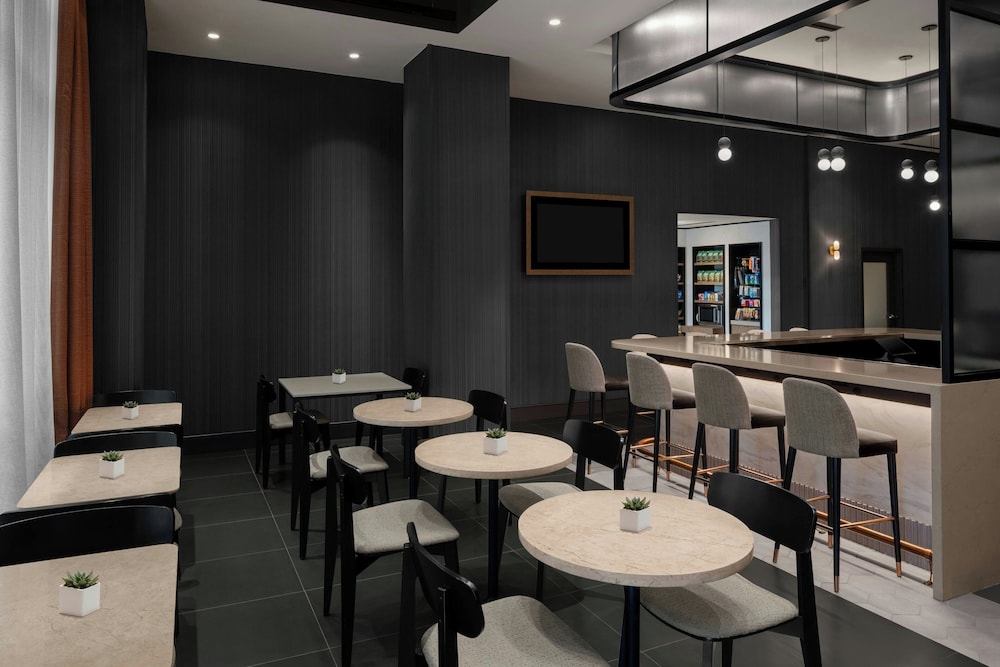 Courtyard by Marriott New York World Trade Center Area - photo 26