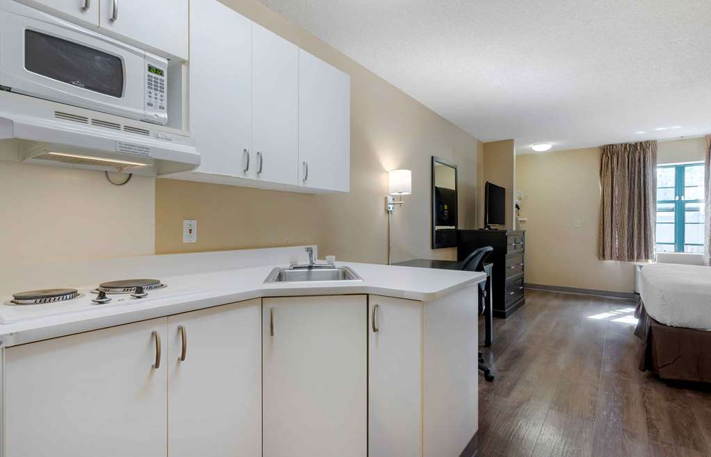 Extended Stay America Suites Pleasant Hill Buskirk Ave - photo 19