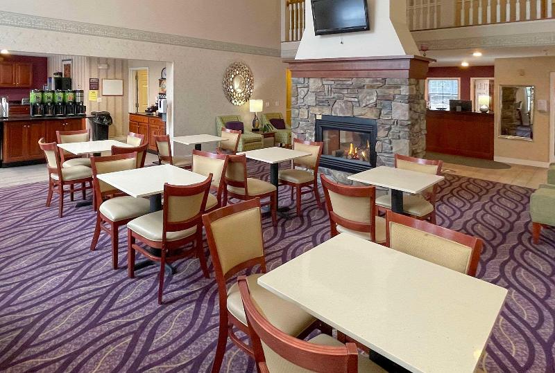 Smart Suites on the Hill - photo 9