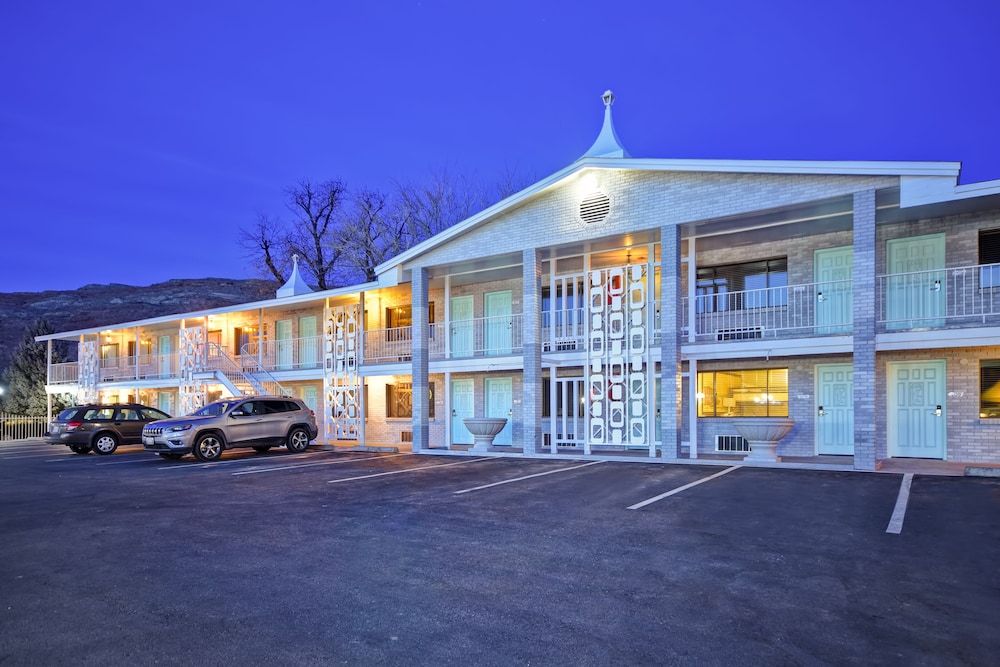 Expedition Lodge - photo 37