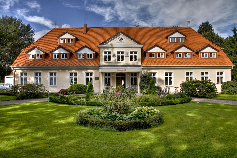 Lieblingsplatz Bohlendorf - carbon neutral hotel in Wiek