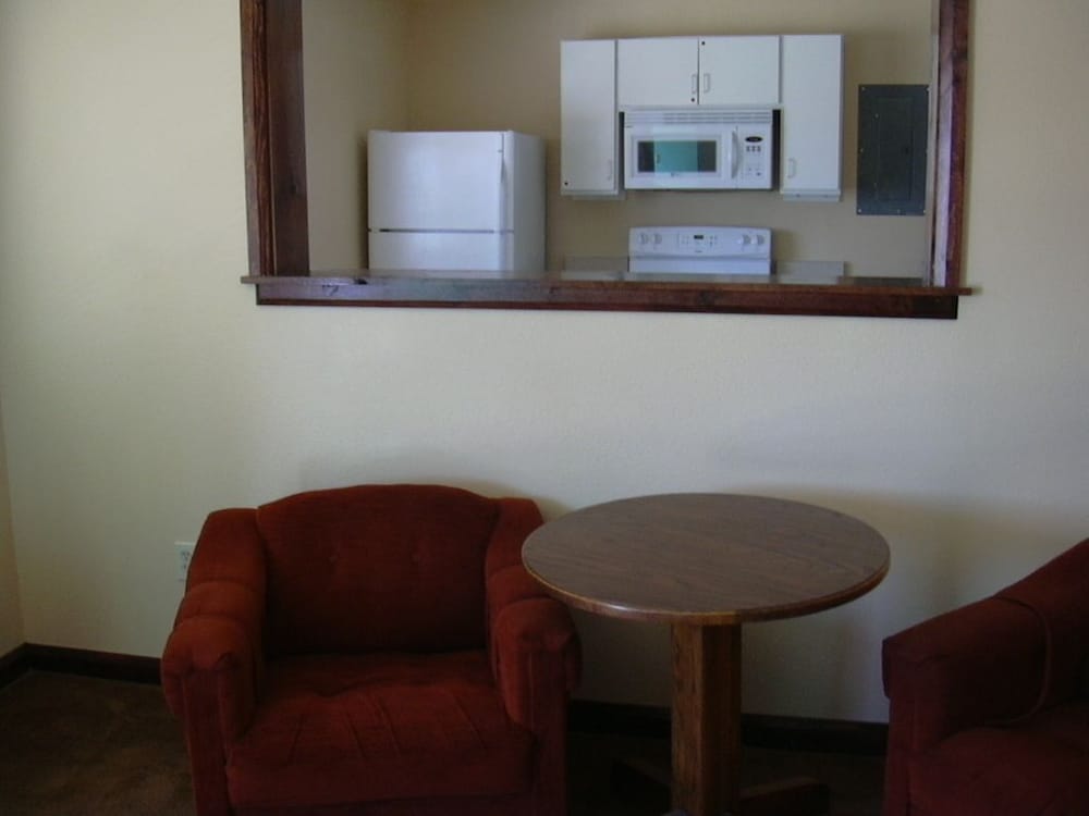 Wells Chinatown - photo 2