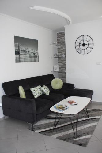 Apartman Hakuna Matata — 4-Star Luxury Hotel in Rijeka, Croatia