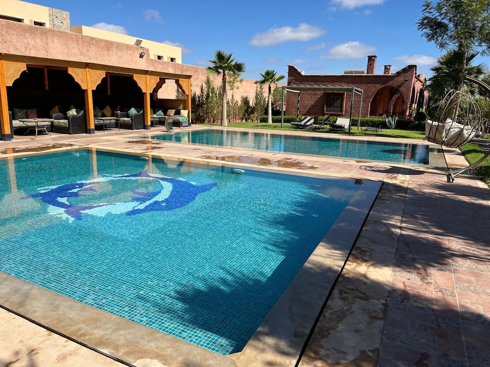 Chez Mamouchthka — 4-Star Luxury Hotel in Marrakesh, Morocco