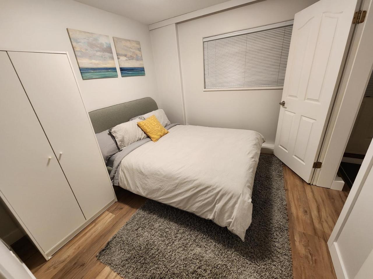 Charming East Van Hideaway Near Skytrain in Vancouver, Canada