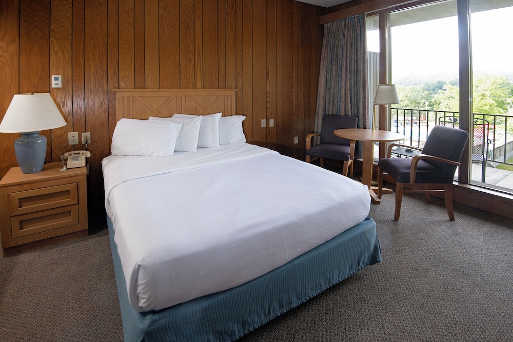 Buckhorn Lake State Resort Park - photo 6