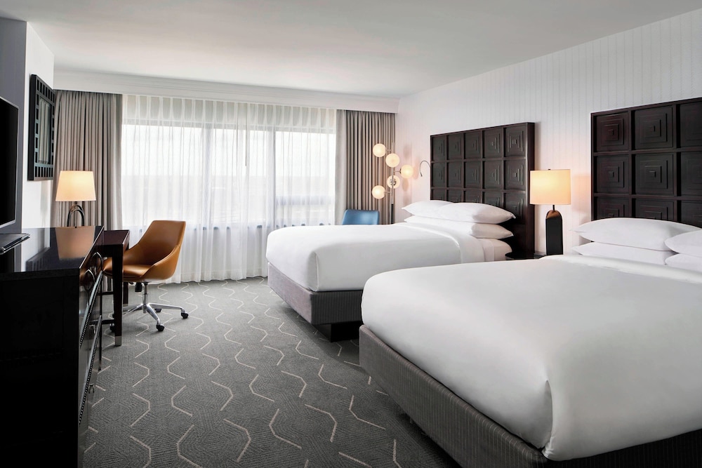 Renaissance Baltimore Harborplace Hotel - photo 26