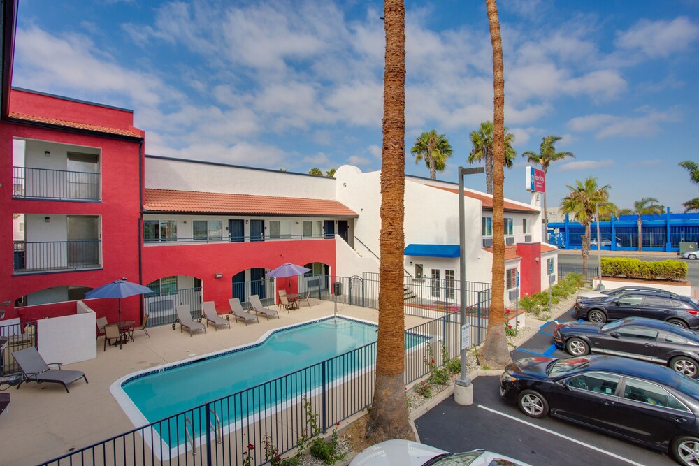 Quality Inn San Diego South Chula Vista - photo 45