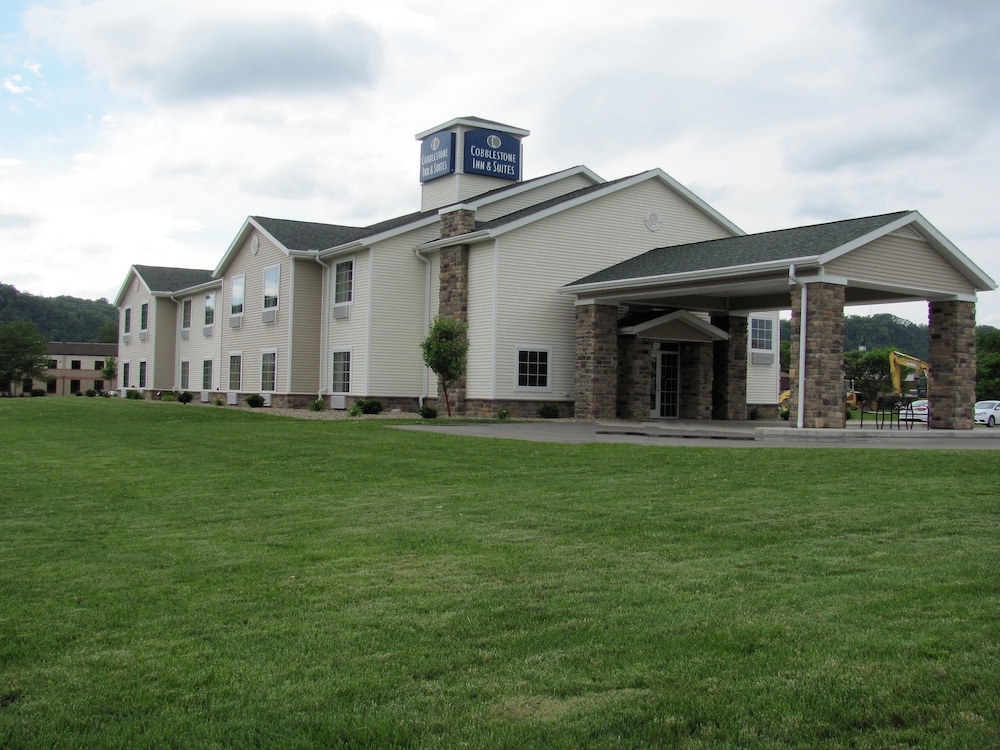 Cobblestone Inn & Suites Ambridge - photo 52