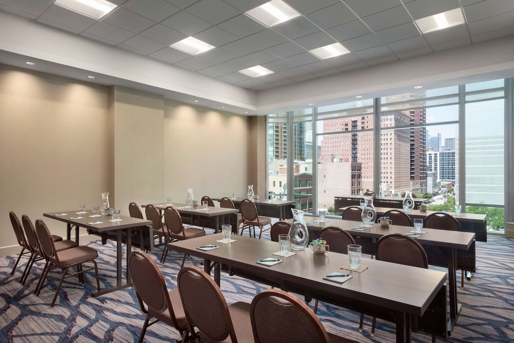 Hilton Garden Inn Chicago Downtown South Loop - photo 21
