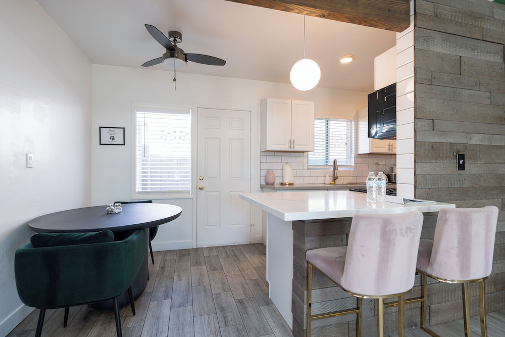 Ash & Ko Boutique Lodging - photo 47