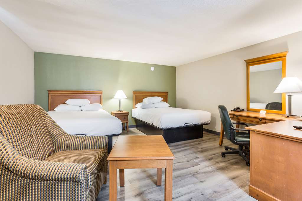 Americas Best Value Inn Lebanon MO - photo 26