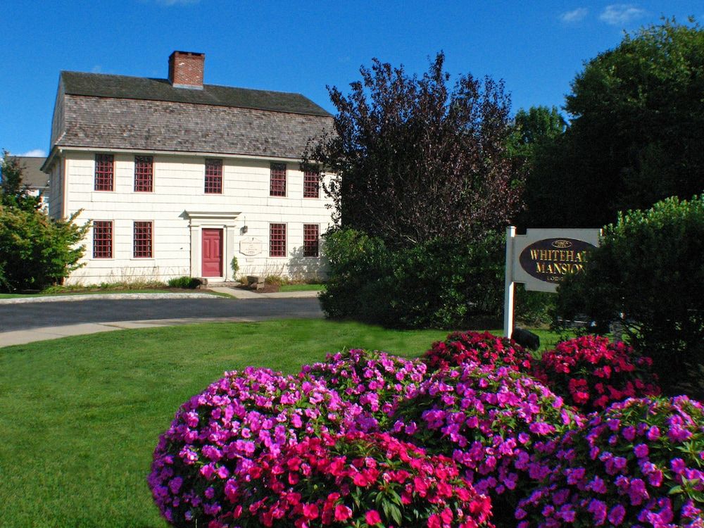 Whitehall Mansion Inn — hotel in Mystic