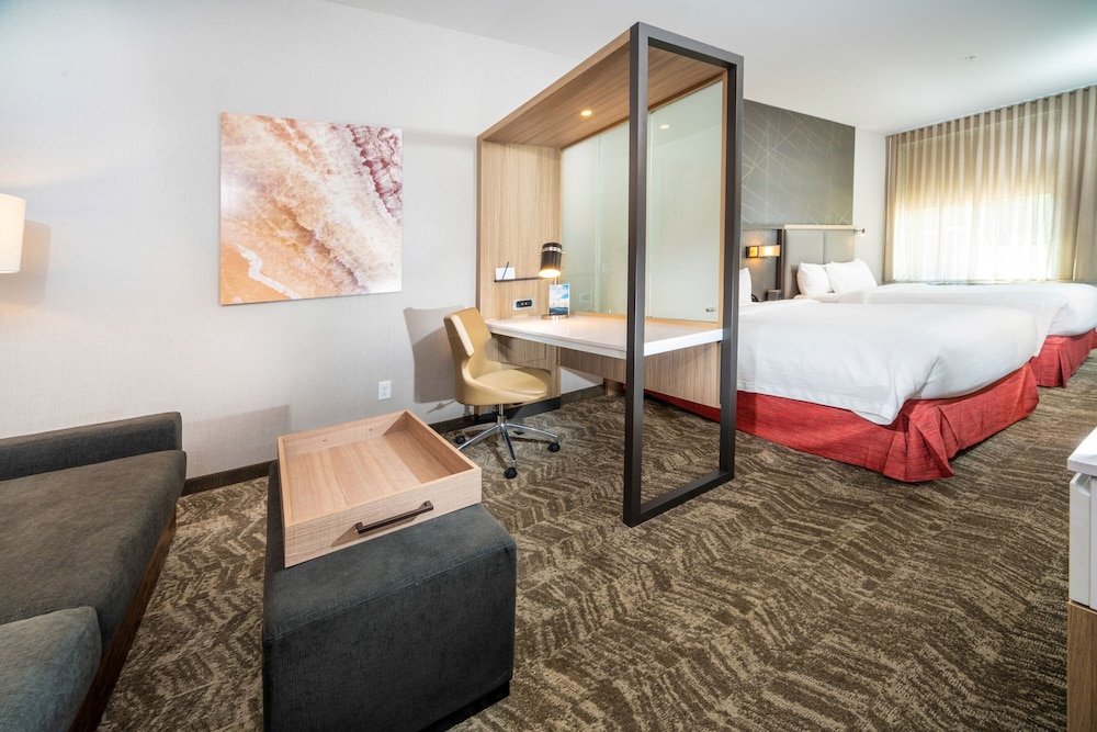 SpringHill Suites by Marriott Kenosha - photo 21