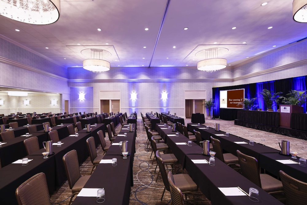 DoubleTree by Hilton Hotel Jacksonville Riverfront - photo 54